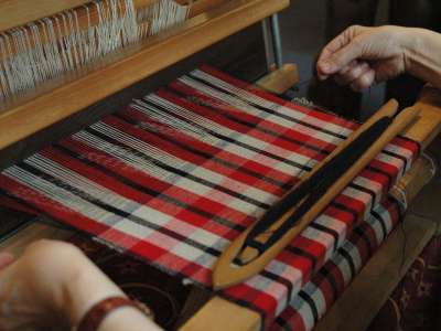 Tissage et traditions vivantes