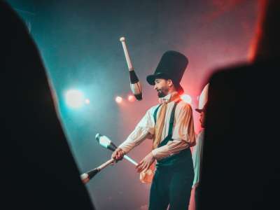 Spectacle : la fabuleuse histoire de BasarKus